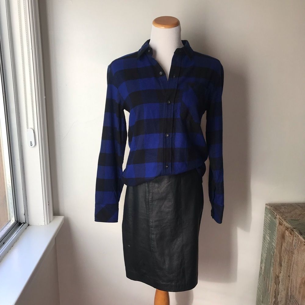 NWOT TNA button down flannel shirt, size XS